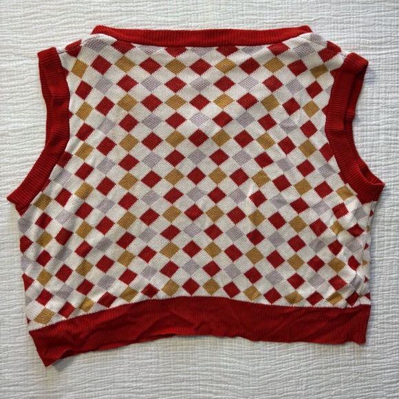 Red and Gold Argyle Knit Vest - Picture 2 of 2